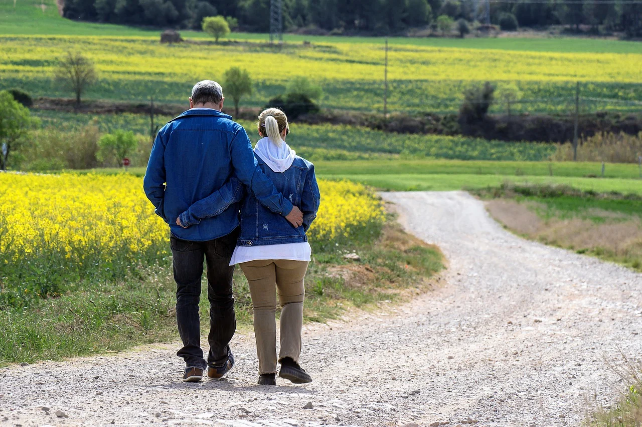 Amazing 5 Benefits of exercising! 5 Benefits of exercising improving the long-term of health life insurance image.